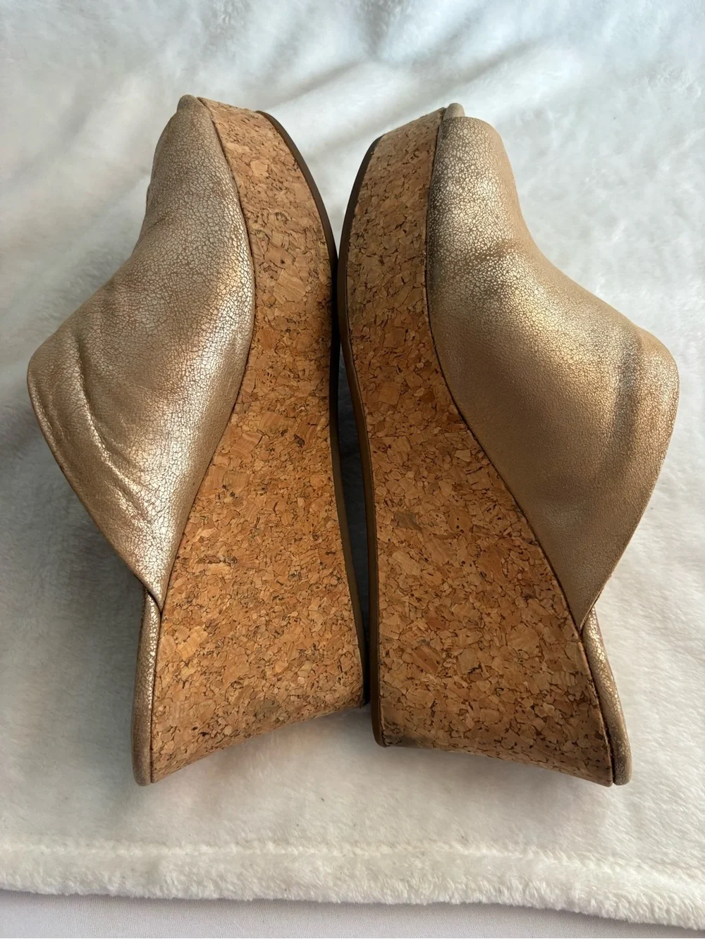 Ugg Australia Dominique Peep Toe Platform Cork Wedges Gold Size 9